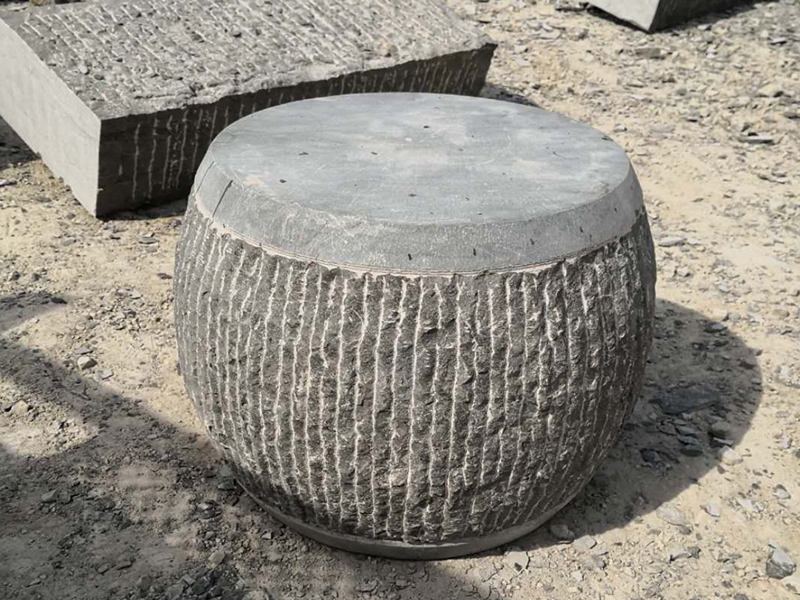 柱頂石