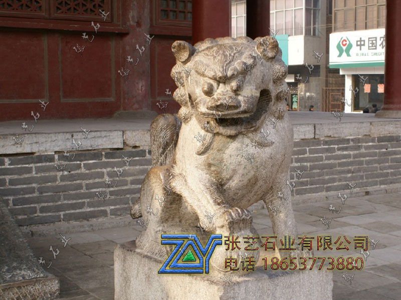 石獅子 