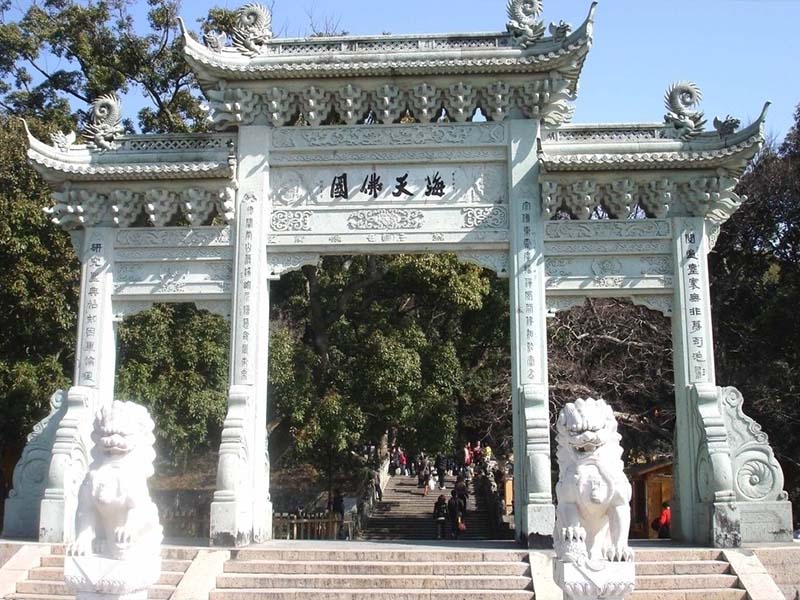 寺廟山門牌坊