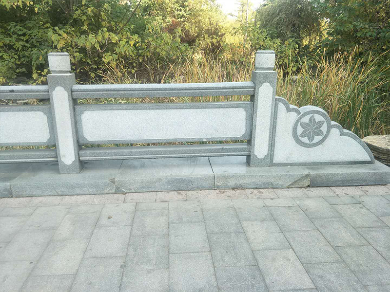 石欄桿 