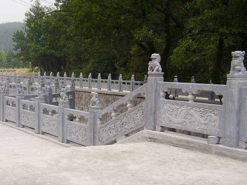 石欄桿 