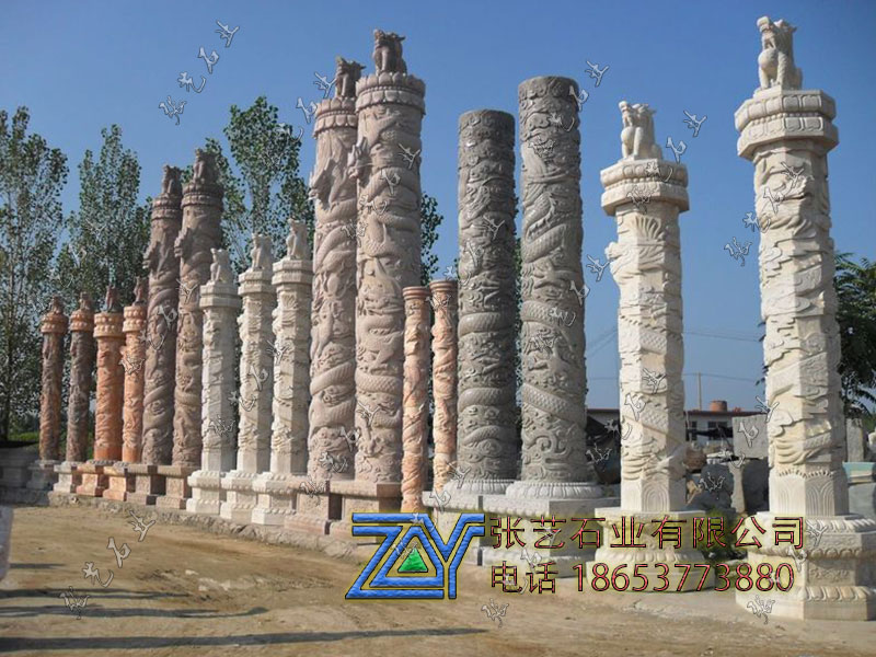 石龍柱 