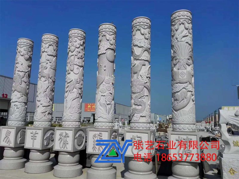 石龍柱 